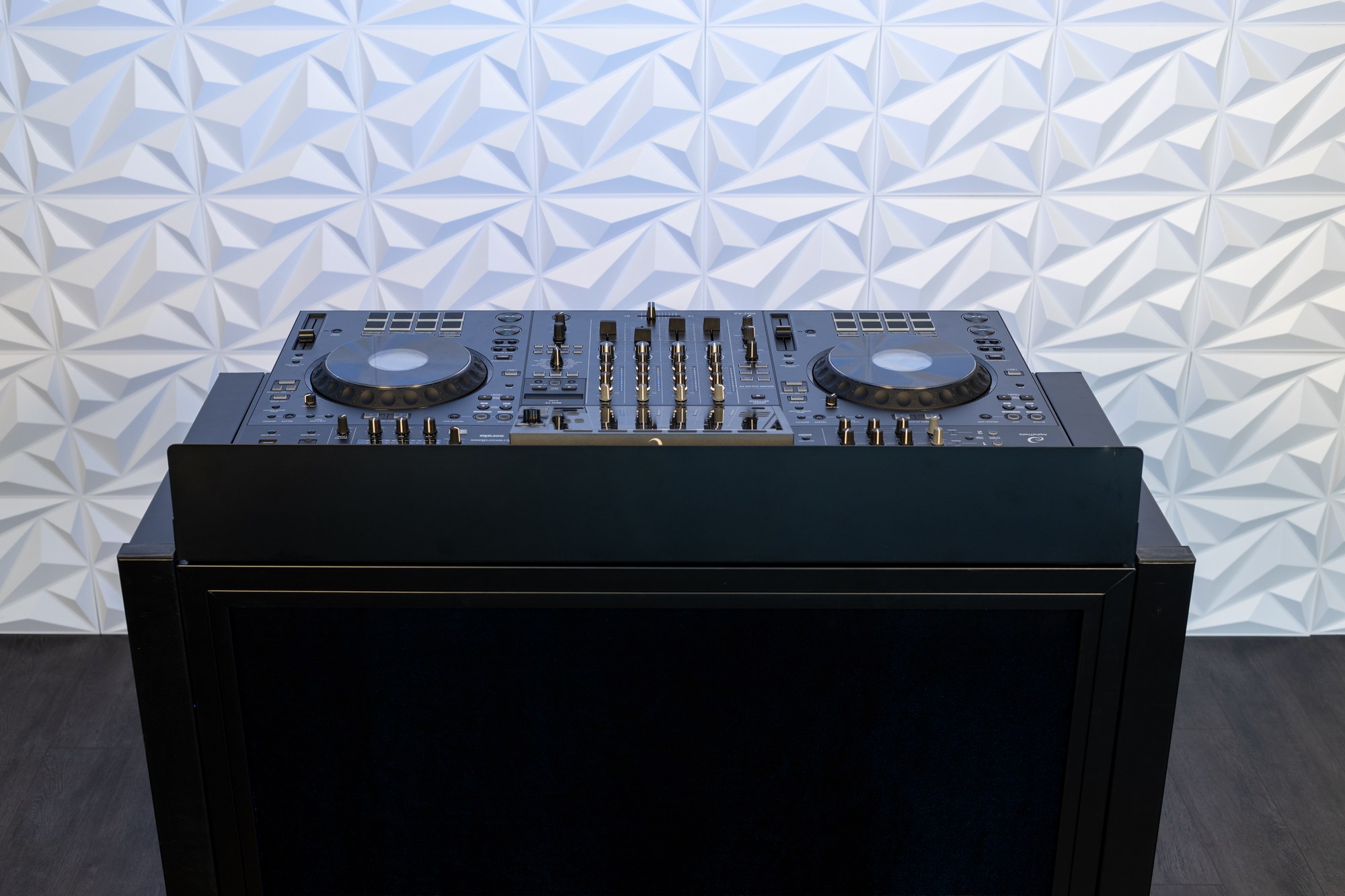 Headliner Solana Portable DJ Booth (Black) gallery 9