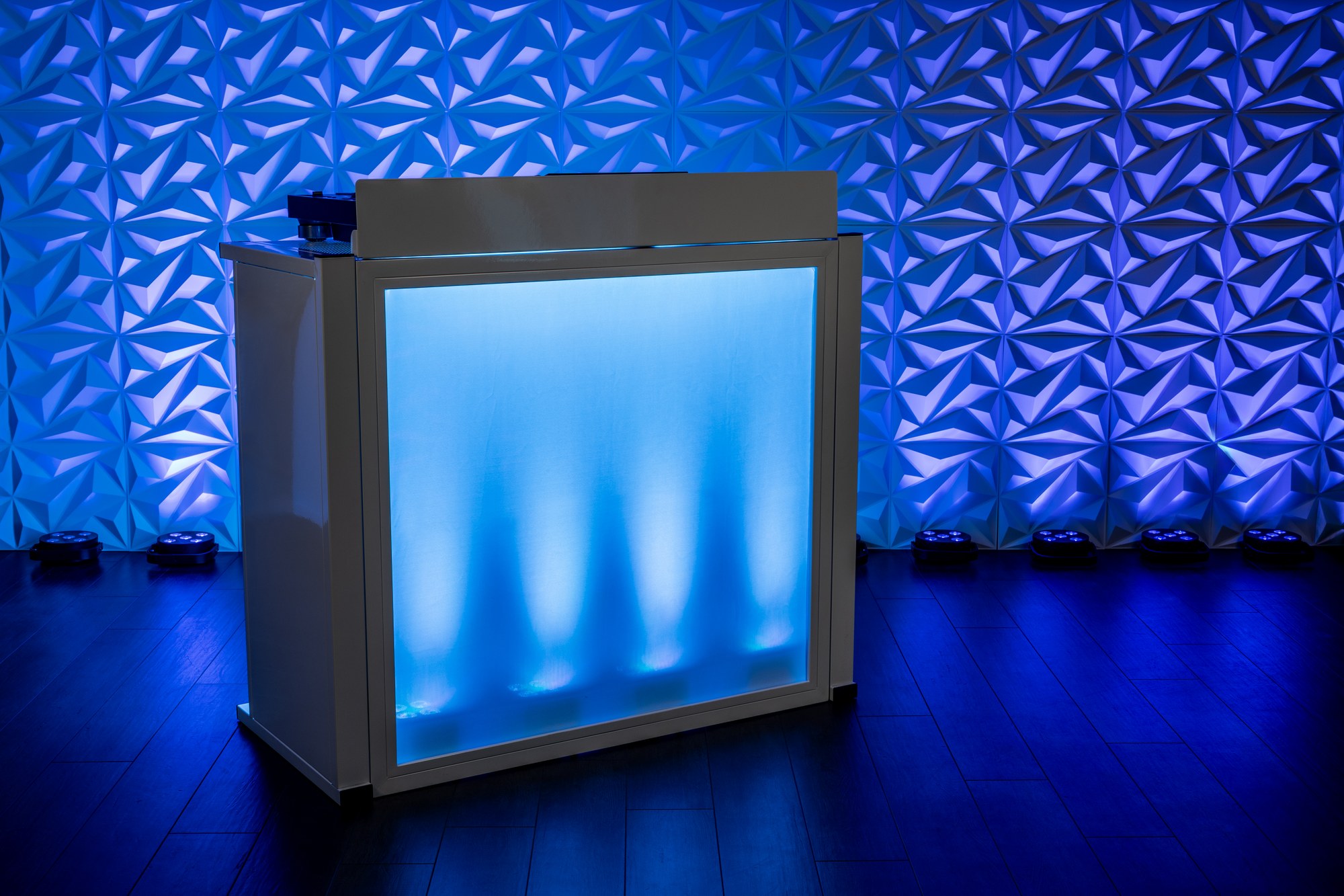 Headliner Solana Portable DJ Booth (White) gallery 15