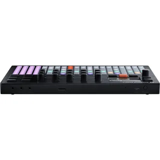 Polyend Play+ Compact Standalone Sampler and MIDI Groovebox gallery 1
